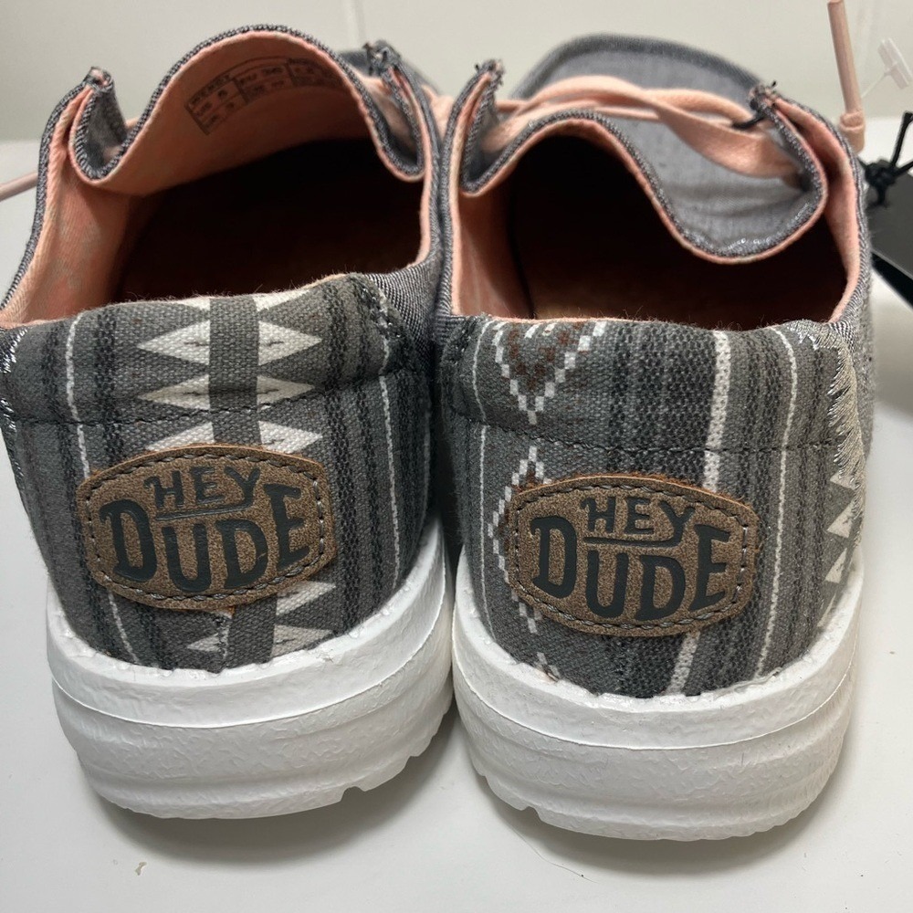 Hey Dude Women's Wendy Boho Embroidered Casual Sneakers from Finish Line size 5 - Picture 3 of 5